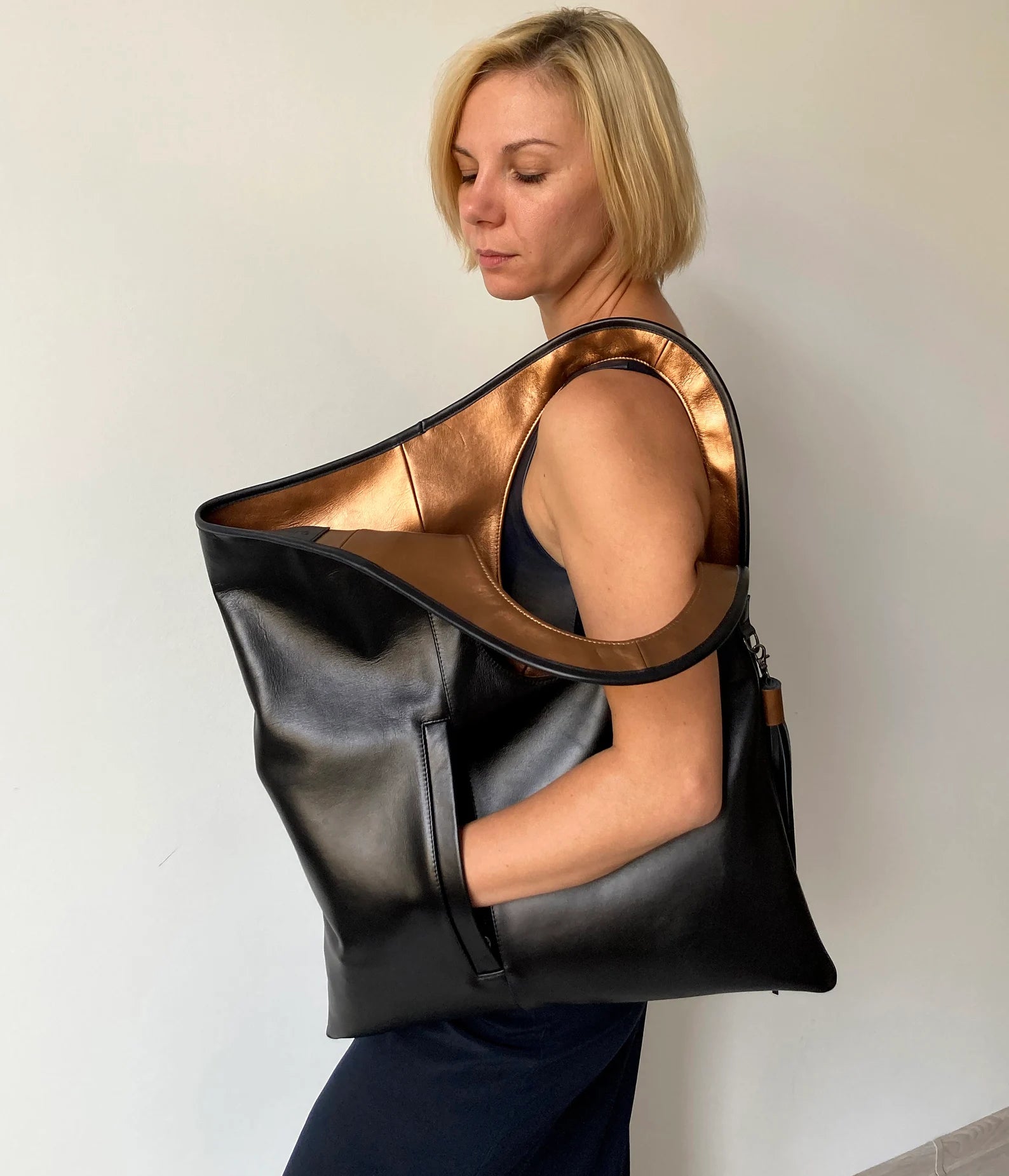 Oversized Clutch i Ægte Læder — Rød