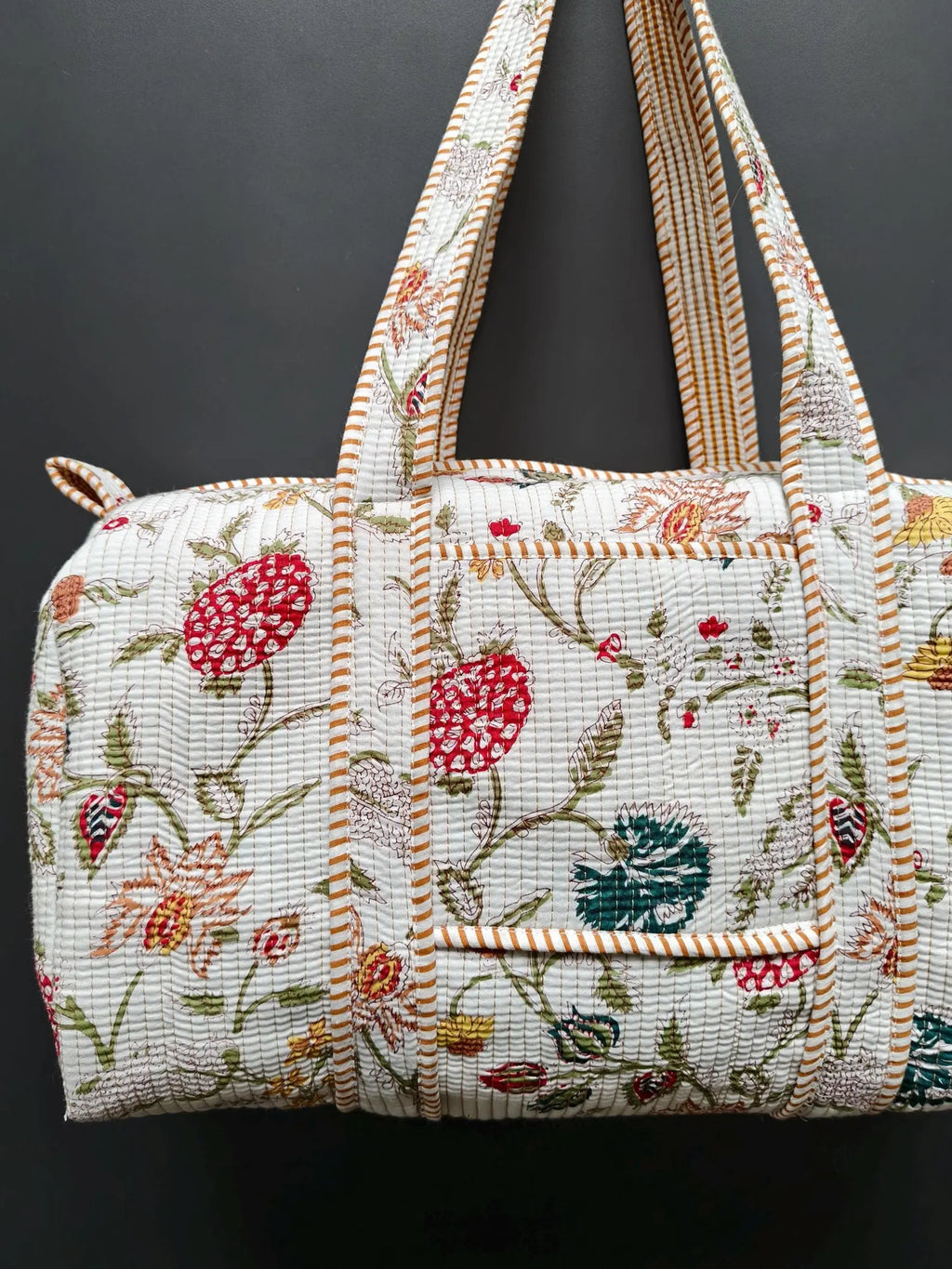 Quiltet Bomuldsduffeltaske med Blomsterprint — Elfenben